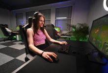 PC gamer personalizado com iluminação RGB